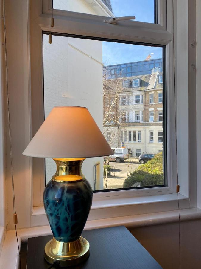 Bournemouth Beachfront Retreat 3 Bedroom 3 Bathroom Seaside B&B With Free Parking Zewnętrze zdjęcie