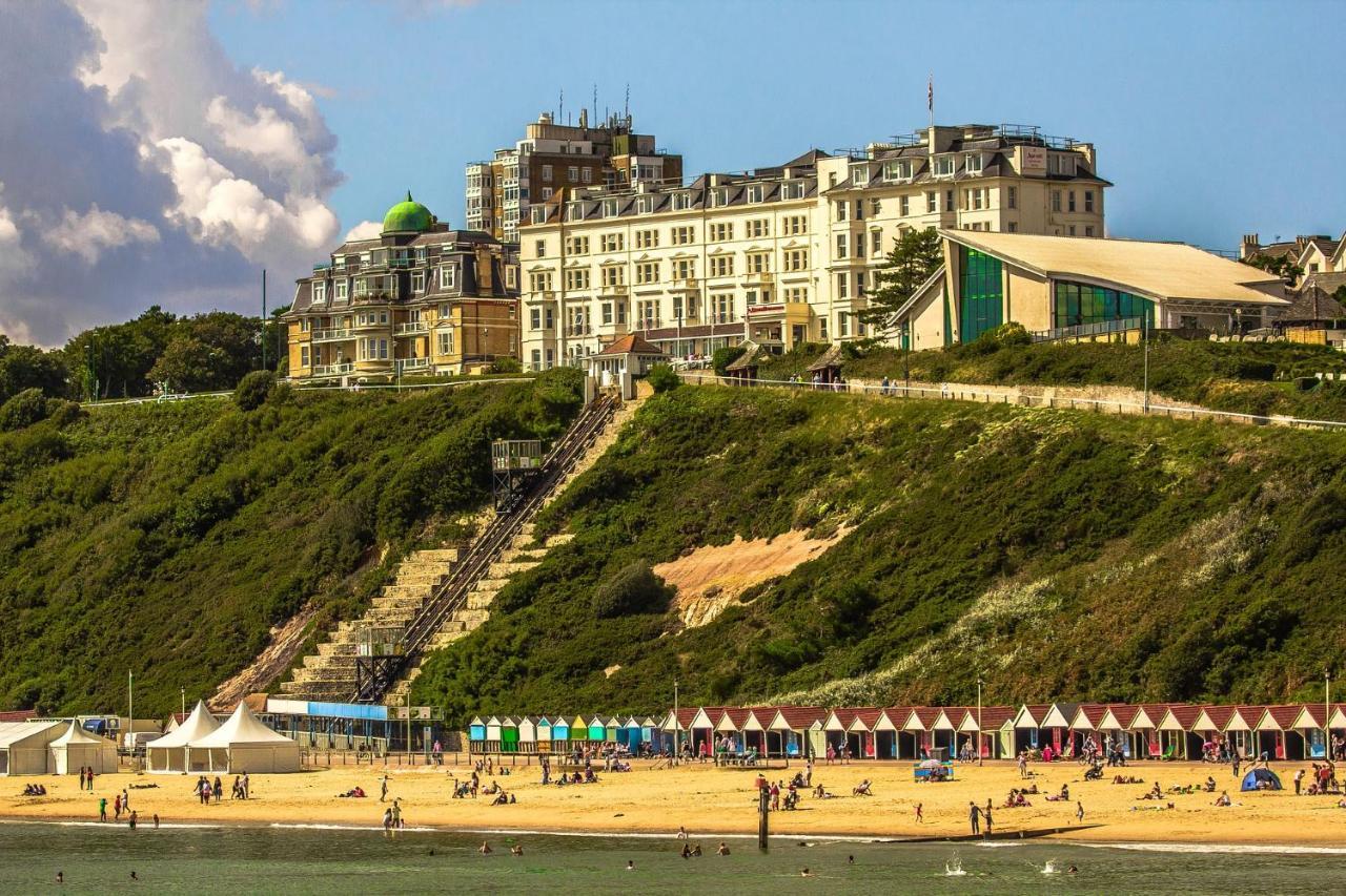 Bournemouth Beachfront Retreat 3 Bedroom 3 Bathroom Seaside B&B With Free Parking Zewnętrze zdjęcie