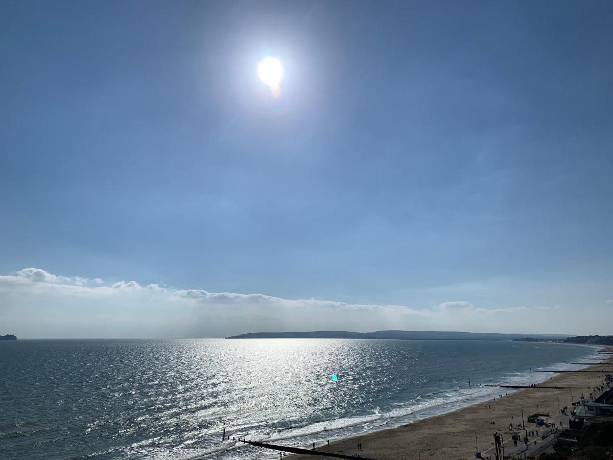 Bournemouth Beachfront Retreat 3 Bedroom 3 Bathroom Seaside B&B With Free Parking Zewnętrze zdjęcie