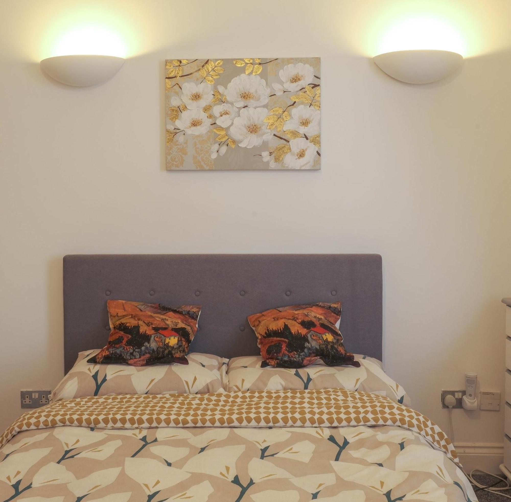 Bournemouth Beachfront Retreat 3 Bedroom 3 Bathroom Seaside B&B With Free Parking Zewnętrze zdjęcie
