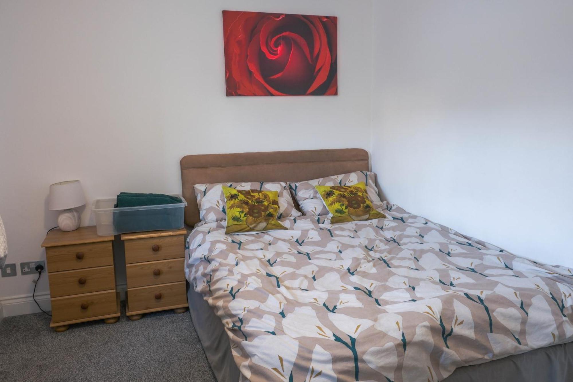 Bournemouth Beachfront Retreat 3 Bedroom 3 Bathroom Seaside B&B With Free Parking Zewnętrze zdjęcie